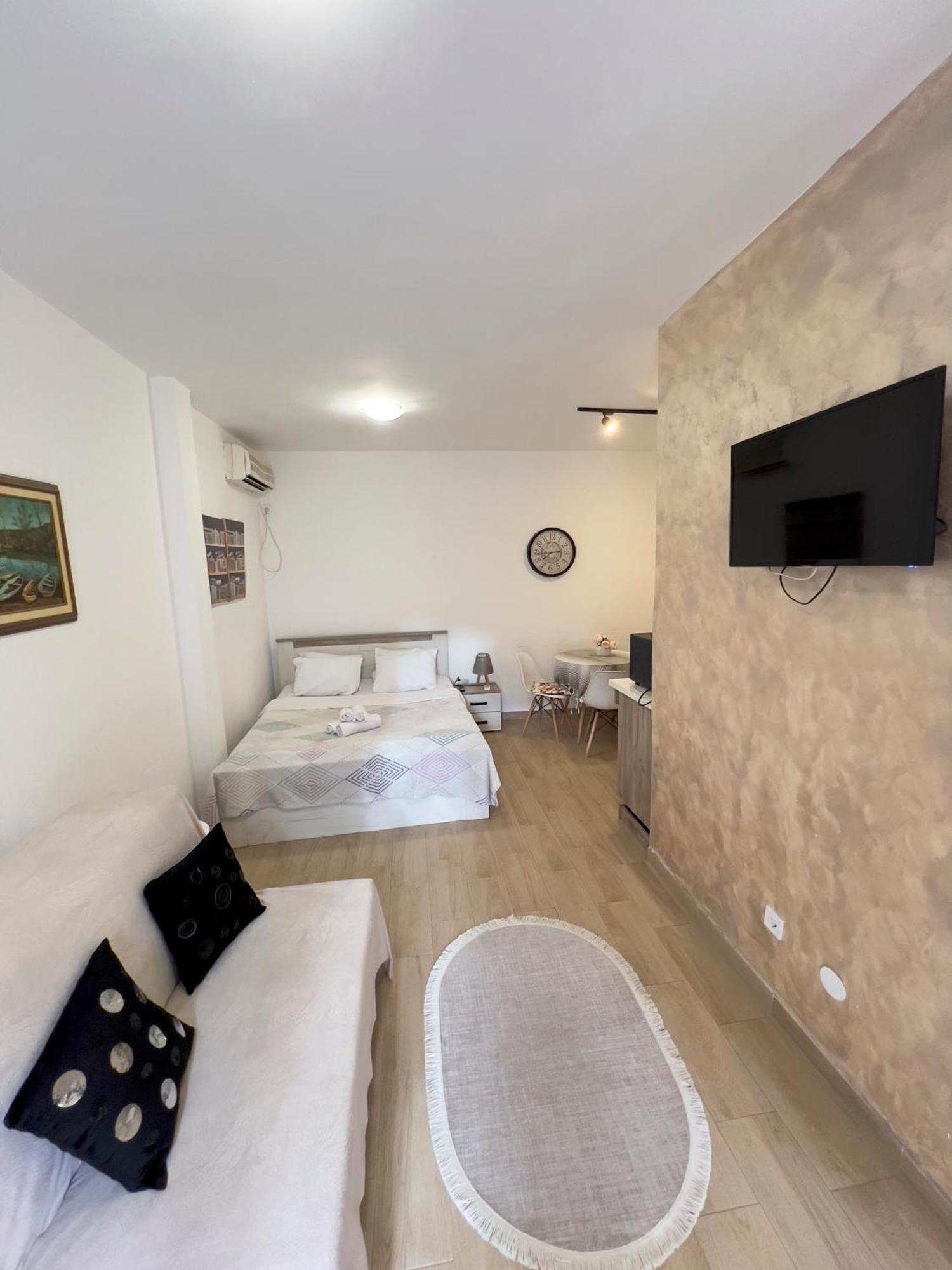 Casa Apartments, One-Bedroom Apartment Budua Esterno foto